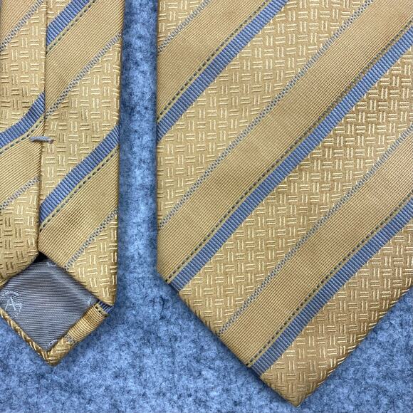 Brooks Brothers tie woven Red white blue Striped  Tie Silk 59 textured woven USA - Picture 1 of 8